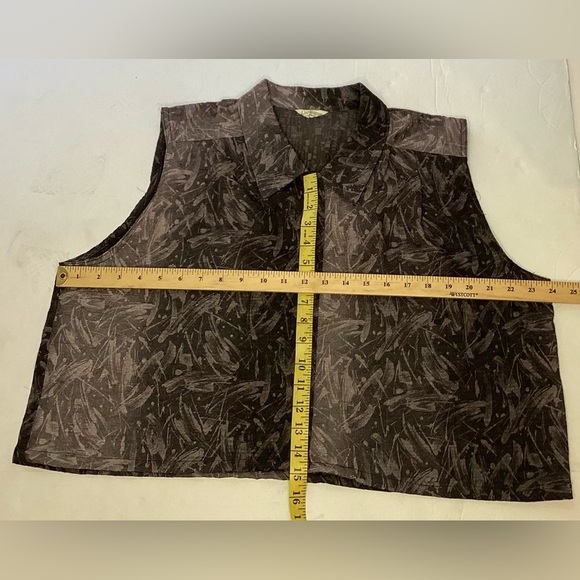 Cropped sleeveless button down top/vest lg - Picture 7 of 13